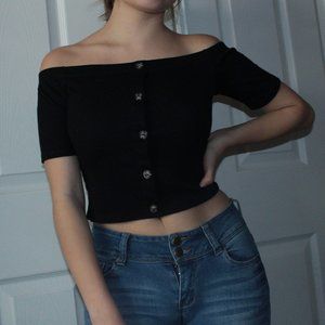 off-the-shoulders crop top